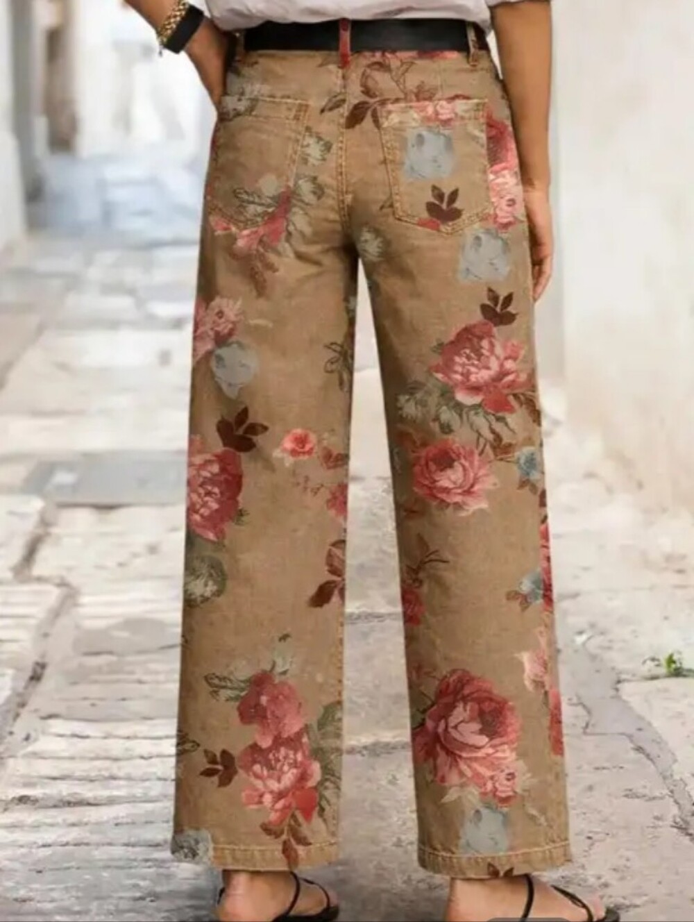 Flamingals Floral Print High Waist Straight Leg Crop Pants NWT Medium - Picture 2 of 11